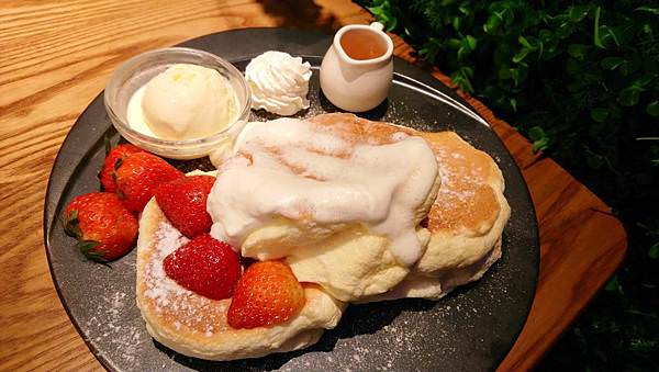 1305566.jpg