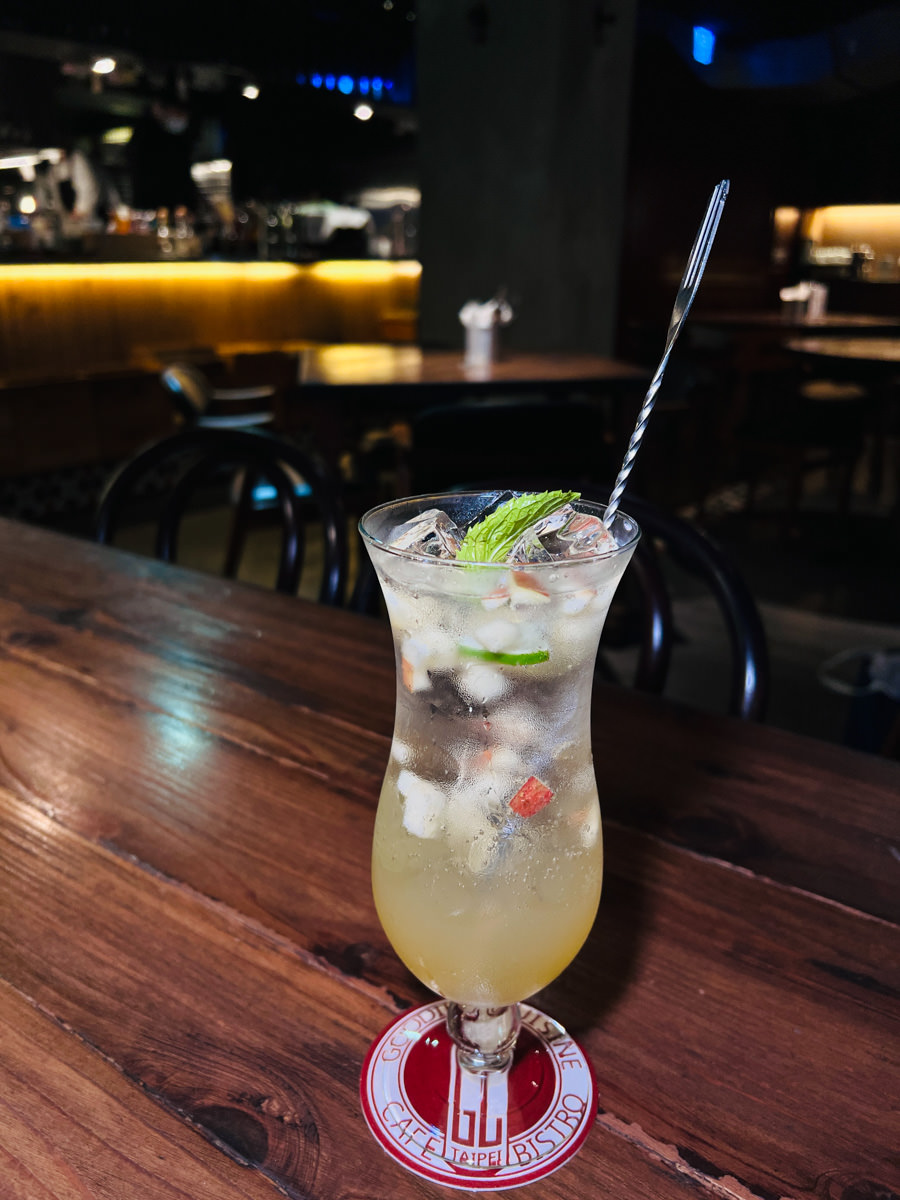 【好米亞】台北東區餐酒館推薦,超人氣工業風網美餐廳,精緻美食完全不踩雷,必點戰斧豬排、香料烤雞,甜點令人銷魂! - 第34張圖