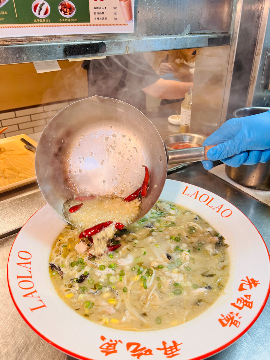 【姥姥酸菜魚】台北車站微風美食推薦,排隊也要嚐鮮的美味!傳承姥姥三十年獨家秘方,北車微風必吃餐廳! - 第19張圖