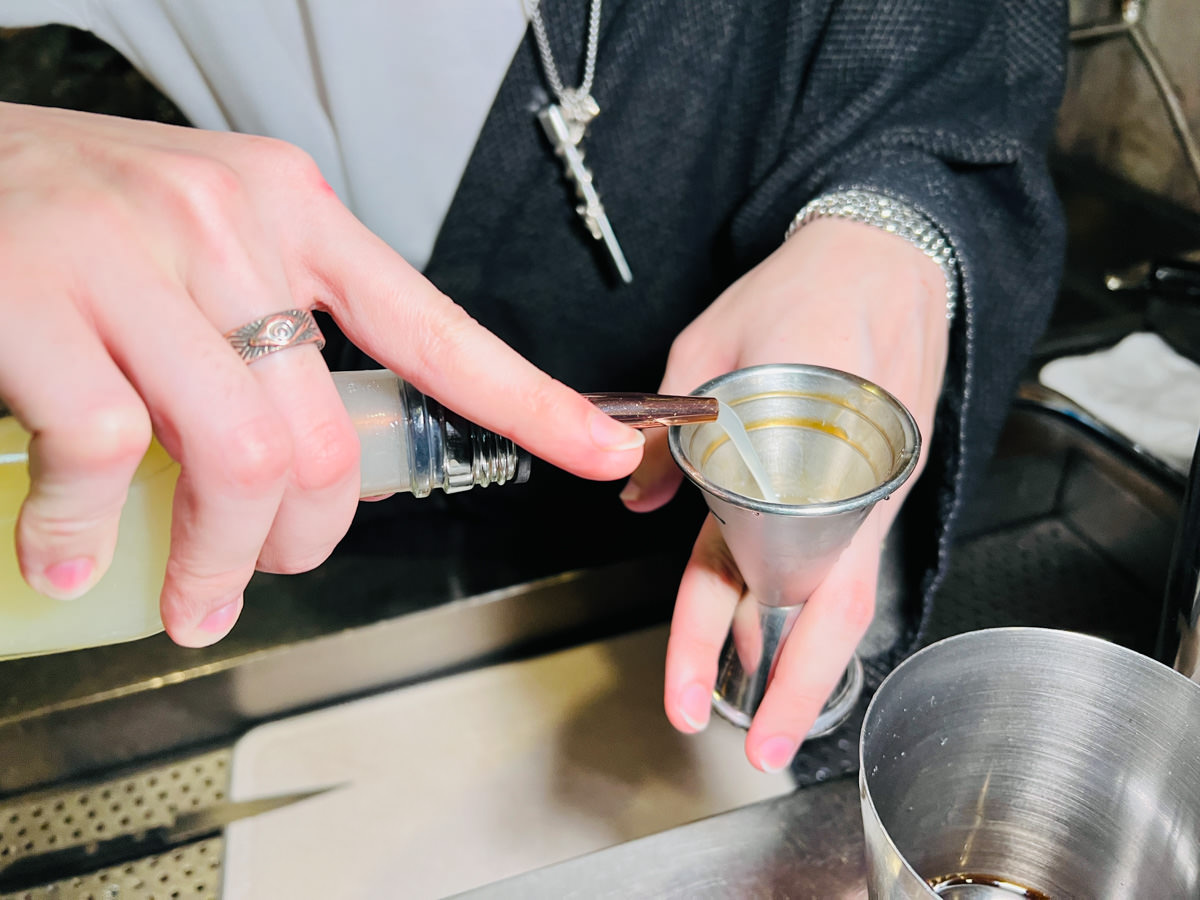 【PLAYING Hookah Bar 餐廳水煙館】台北信義下午茶推薦,水煙與美食的美味饗宴,嚴選一系列甜點直接圈粉啦! - 第6張圖