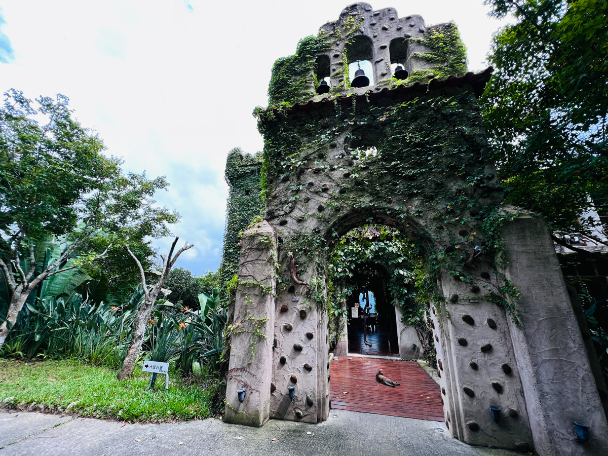 【天空之城】苗栗絕美景觀餐廳,萬人好評的網美打卡聖地,精緻創意料理與下午茶!觀光客最愛的台灣旅遊景點推薦 - 第2張圖