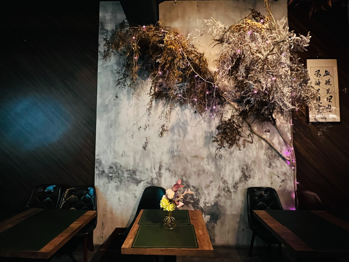 【微醺花園Tipsy Garden】2025最新菜單~台北餐酒館新地標,大稻埕最Chill餐酒館!城市中的夢幻世外桃源,此生必訪的網美打卡聖地! - 第10張圖