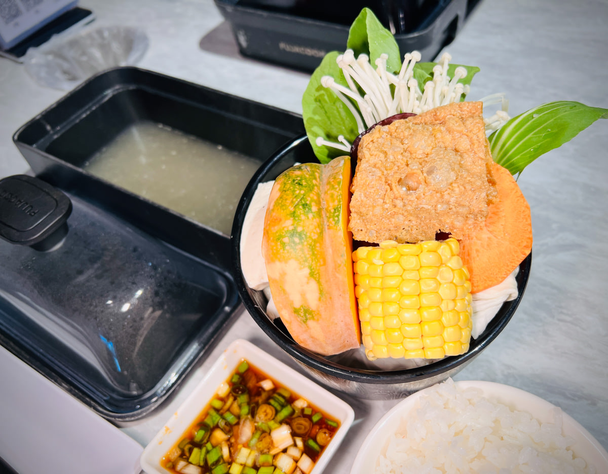 【一鍋三饗】台北天母人氣火鍋推薦,世界首創一鍋三饗絕世美味,奢華享受涮涮鍋、蒸物、鐵板燒 - 第22張圖