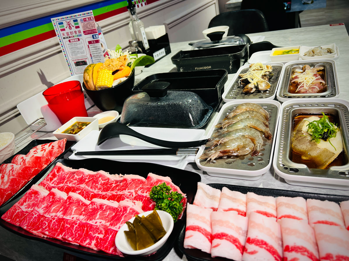 【一鍋三饗】台北天母人氣火鍋推薦,世界首創一鍋三饗絕世美味,奢華享受涮涮鍋、蒸物、鐵板燒 - 第17張圖