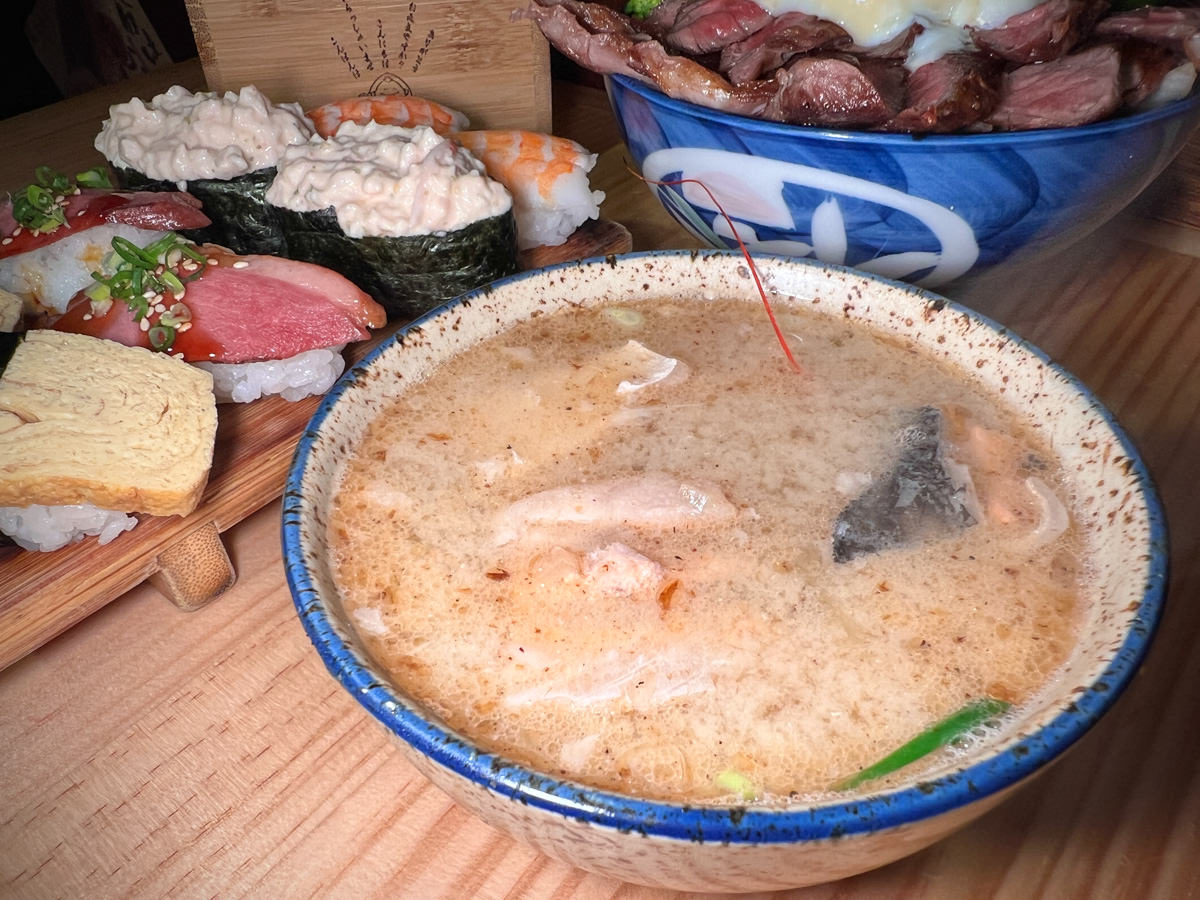 【森川丼丼大橋橫町】台中西屯美食推薦,人氣破表的浮誇系日式料理,平價享受頂級餐點,網路熱搜好評台中餐廳 - 第40張圖