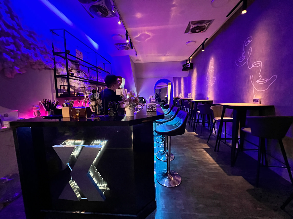 【希爾水煙酒吧】台中酒吧推薦,新世代網美餐酒館,九款創意特調訴盡人生百態,嘴饞必點下酒菜,台中聚會餐廳首選 - 第2張圖