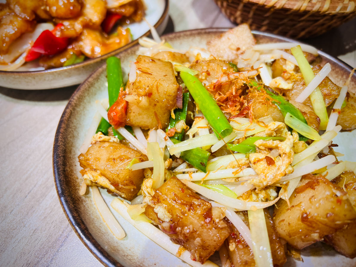 【粵焱港式料理】中和南勢角美食推薦,1個人也能吃的精緻港式料理,內用白飯無限續加!中和人氣必吃宵夜 - 第20張圖
