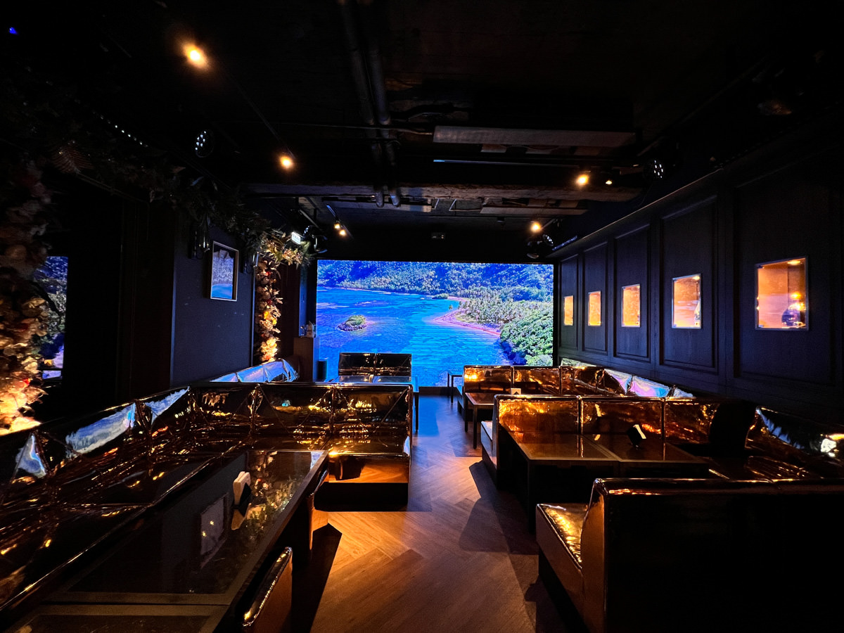 【鷹house Bistro】台北忠孝復興餐酒館推薦,千萬裝潢沉浸式網美餐酒館,精緻美食調酒饗宴,再玩高爾夫模擬器! - 第4張圖