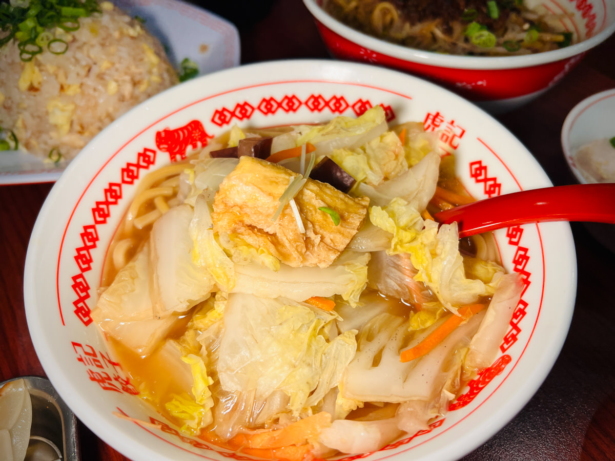 【虎記餃子】台北世貿美食推薦,網路熱搜脆皮煎餃!信義區必吃平價中華料理,線上外送訂餐主食50元起! - 第38張圖