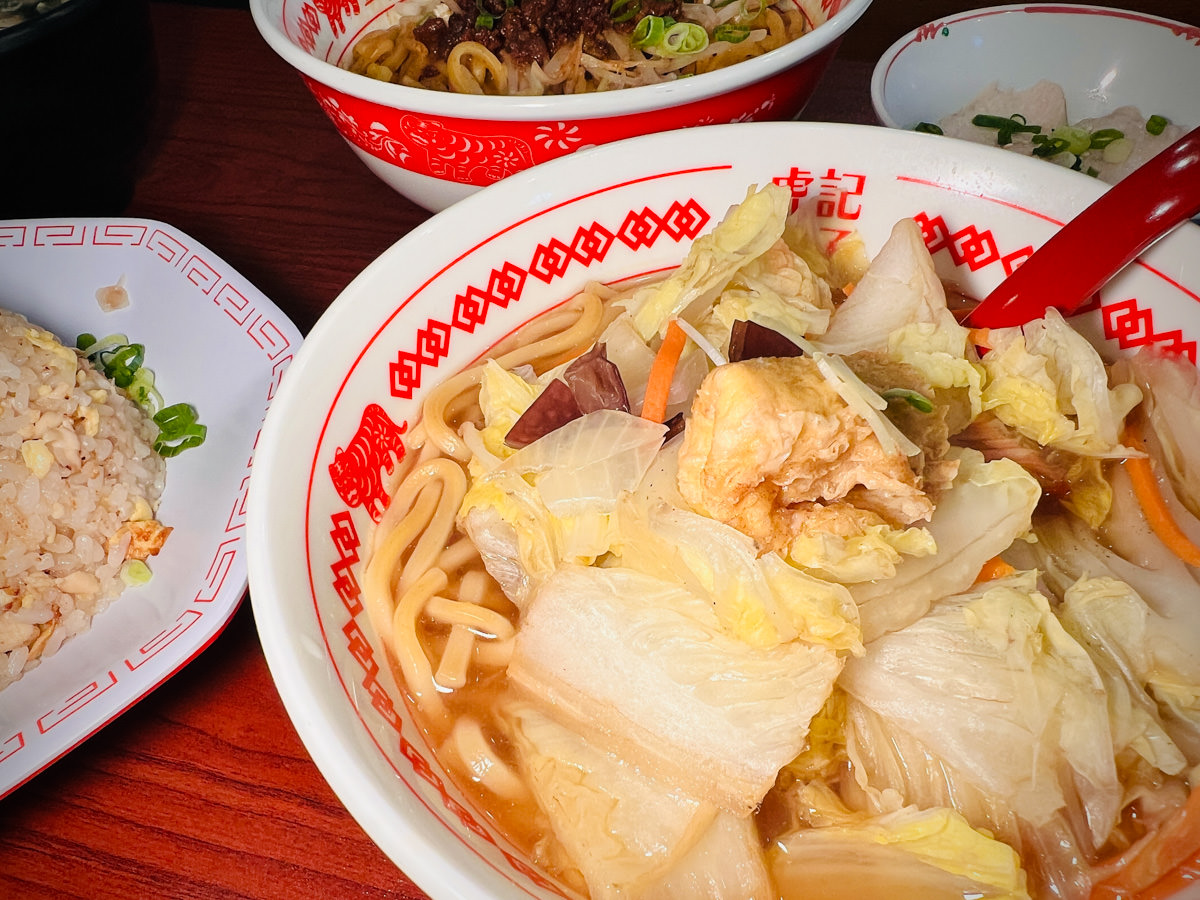 【虎記餃子】台北世貿美食推薦,網路熱搜脆皮煎餃!信義區必吃平價中華料理,線上外送訂餐主食50元起! - 第39張圖