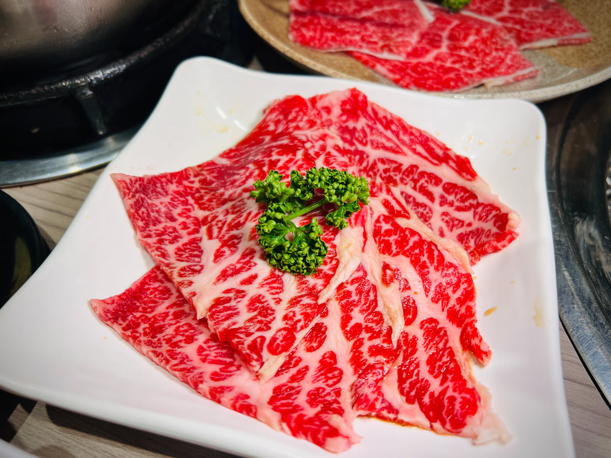 【羊角 炭火燒肉】台中燒肉美食吃到飽推薦,火烤兩吃869元起,新鮮嚴選食材奢華饗宴,台中聚會餐廳首選! - 第32張圖