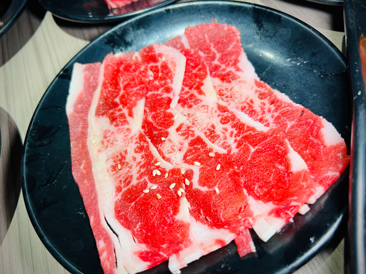 【羊角 炭火燒肉】台中燒肉美食吃到飽推薦,火烤兩吃869元起,新鮮嚴選食材奢華饗宴,台中聚會餐廳首選! - 第28張圖
