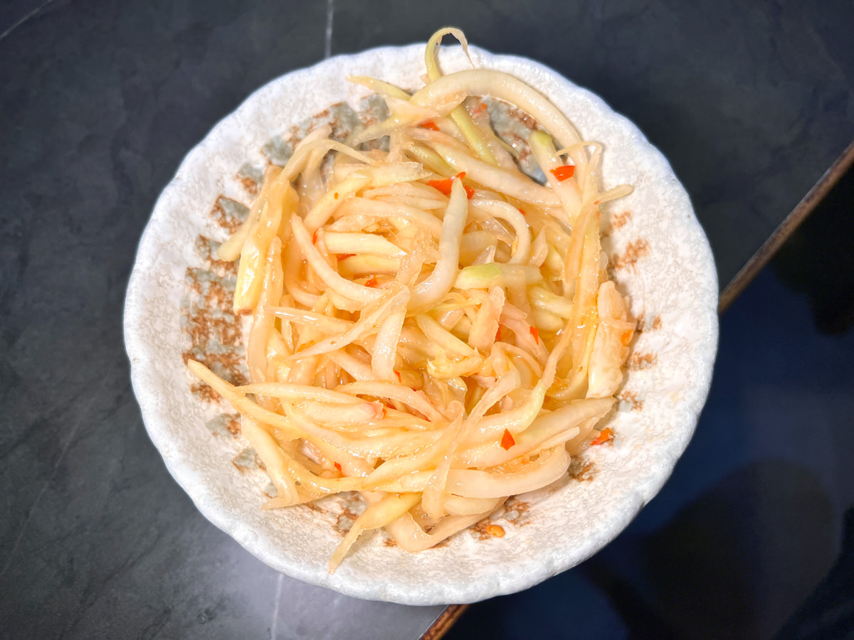 【吾時•食】新北板橋牛肉麵推薦,板橋網路熱搜巷弄排隊美食,記憶中的純淨原味,來板橋必吃的牛肉麵! - 第24張圖