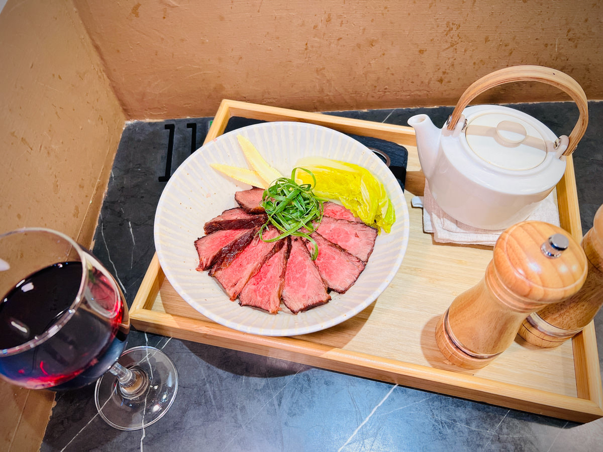 【吾時•食】新北板橋牛肉麵推薦,板橋網路熱搜巷弄排隊美食,記憶中的純淨原味,來板橋必吃的牛肉麵! - 第16張圖