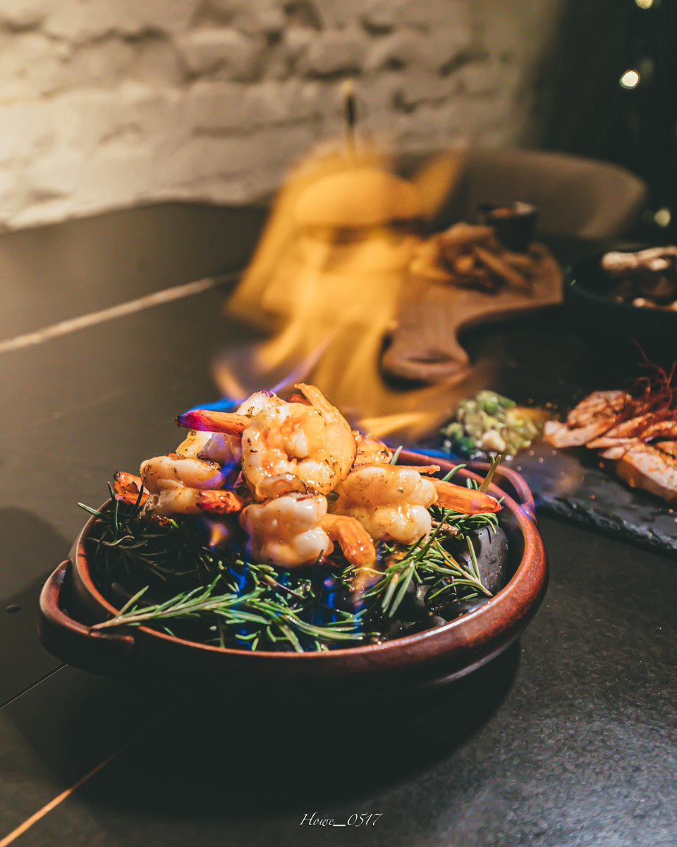 【鷹house Bistro】台北忠孝復興餐酒館推薦,千萬裝潢沉浸式網美餐酒館,精緻美食調酒饗宴,再玩高爾夫模擬器! - 第40張圖