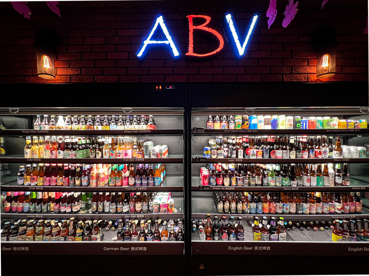 【ABV 地中海餐酒館】台中網美餐酒館推薦,全台唯一700款啤酒長廊,道地歐陸料理美食饗宴! - 第15張圖