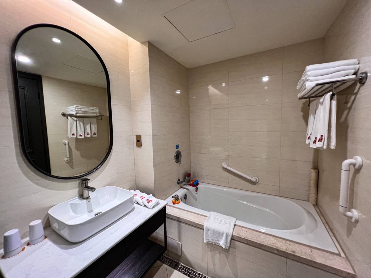【義大天悅飯店】高雄五星級住宿推薦,全新推出超人氣Hape親子主題房,義大世界住宿推薦! - 第32張圖