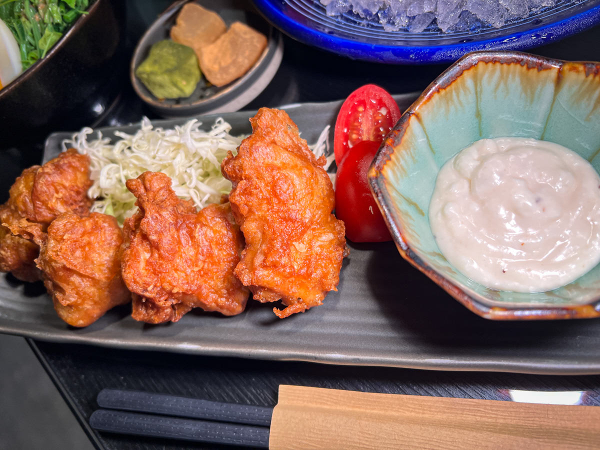【一号基地】台北慶城街美食推薦,人氣熱銷商業午餐190元起!日式料理升級套餐物超所值,松山區日式居酒屋首選! - 第32張圖