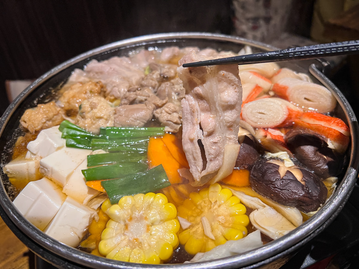 【激安の食事酒場-市府二號店】台北信義居酒屋美食推薦,暢飲兩小時只要8,道地日式風情聚會紓壓! - 第30張圖