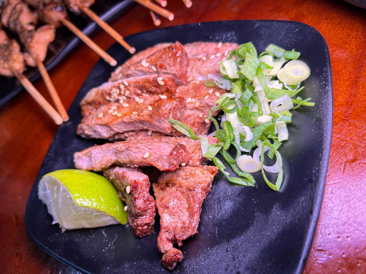 【雞老闆】南京復興居酒屋推薦,白天到半夜都能吃雞!台北桶仔雞創始店13年老店,超狂送烤雞優惠現正進行中! - 第53張圖