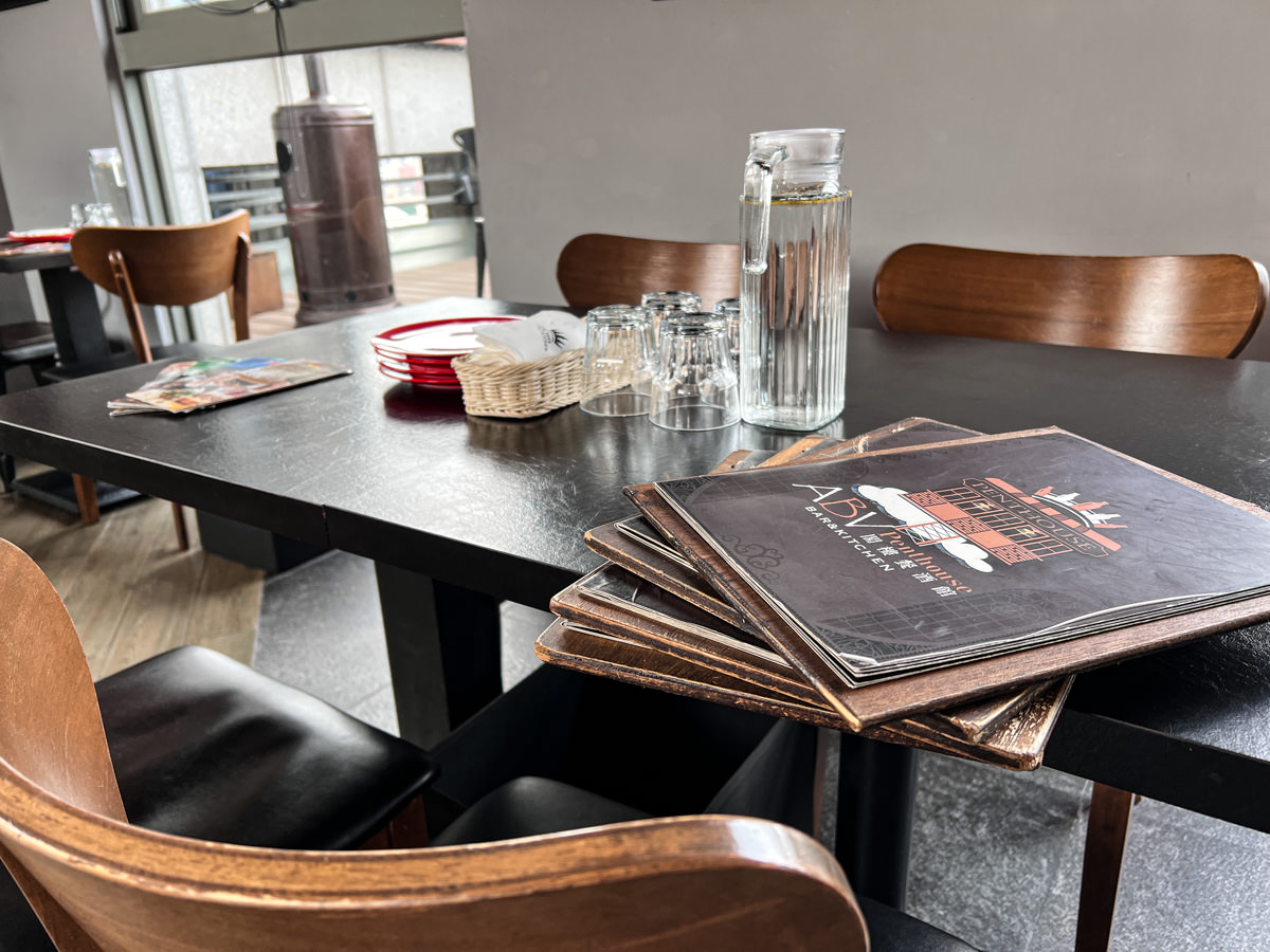 【ABV 閣樓餐酒館】板橋唯一高樓景觀餐酒館!享受道地歐陸料理美食,板橋府中約會餐廳推薦! - 第4張圖