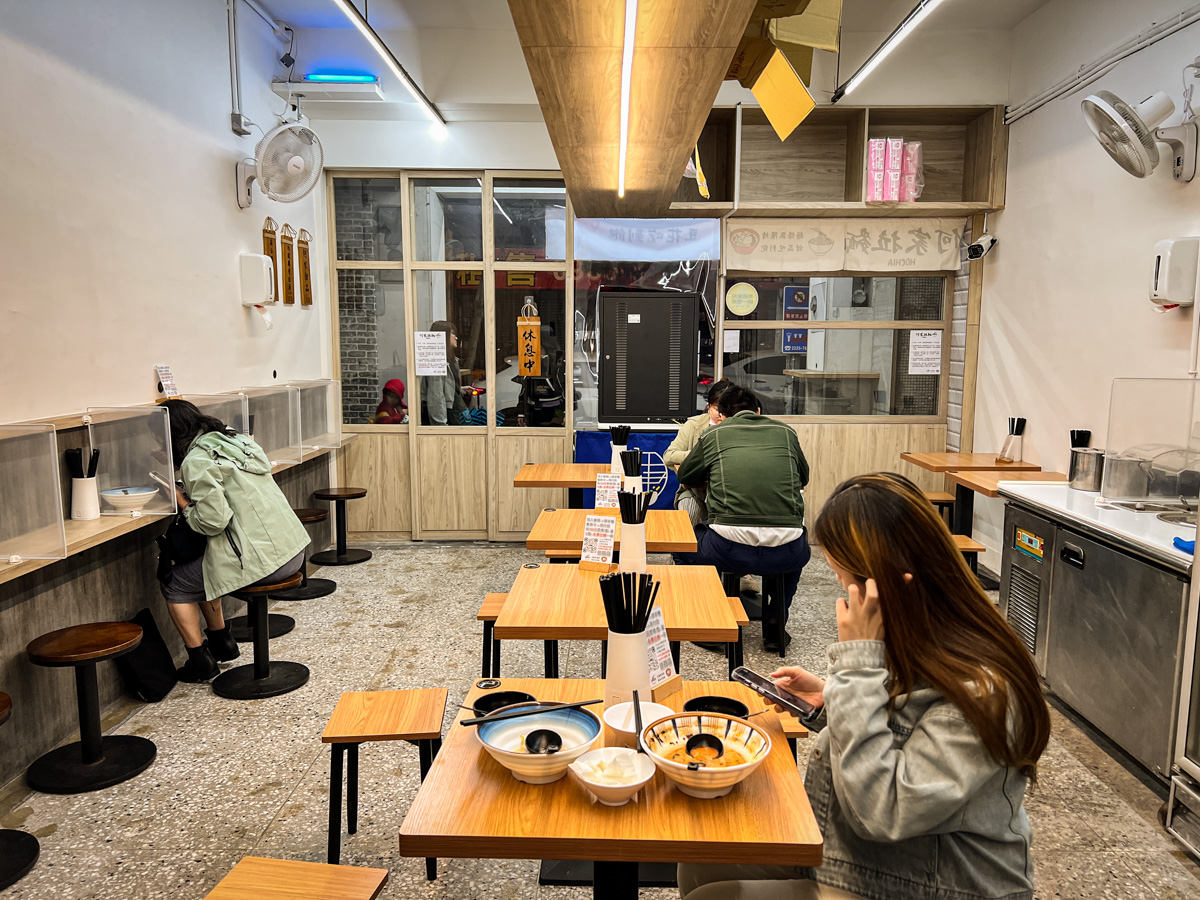 【好呷拉麵/原何家拉麵】新北永和拉麵推薦,無限續麵及甜點吃到飽145元起,真材實料飽足感滿分! - 第7張圖
