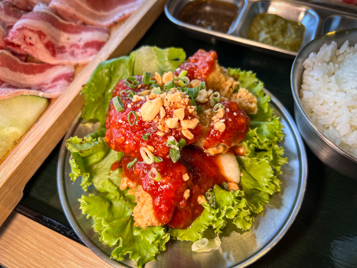 【燒桶子 韓食烤肉】桃園統領廣場美食推薦,物超所值商業午餐270元起,絕對肉感的美味饗宴! - 第24張圖