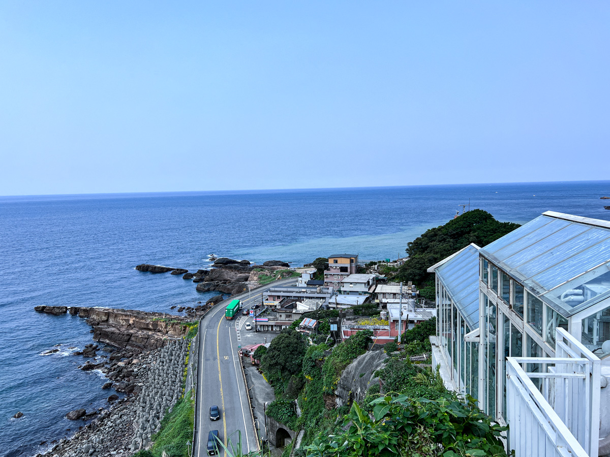 【應許美地民宿】水湳洞質感海景民宿推薦,千萬級絕美海景盡收眼底,12人團體包棟民宿首選! - 第74張圖