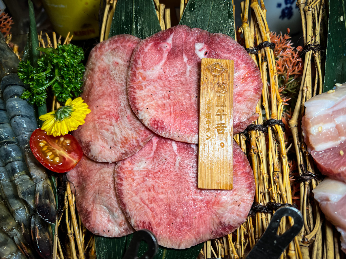 【豆町村燒肉】台北人氣燒肉美食推薦,專人代烤的極致美味饗宴,嚴選新鮮頂級食材,完整體現日本職人精神! - 第37張圖
