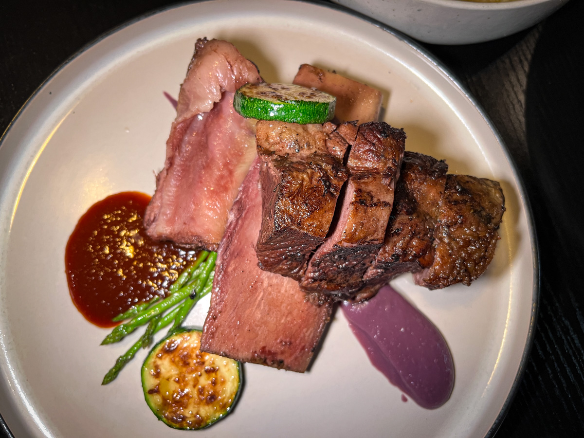 【路易奇洗衣公司 Luigi】台北信義安和餐酒館推薦,夜裡的罪惡美食!異國料理與特色調酒的美味饗宴,台北最特別的聚會餐廳! - 第43張圖