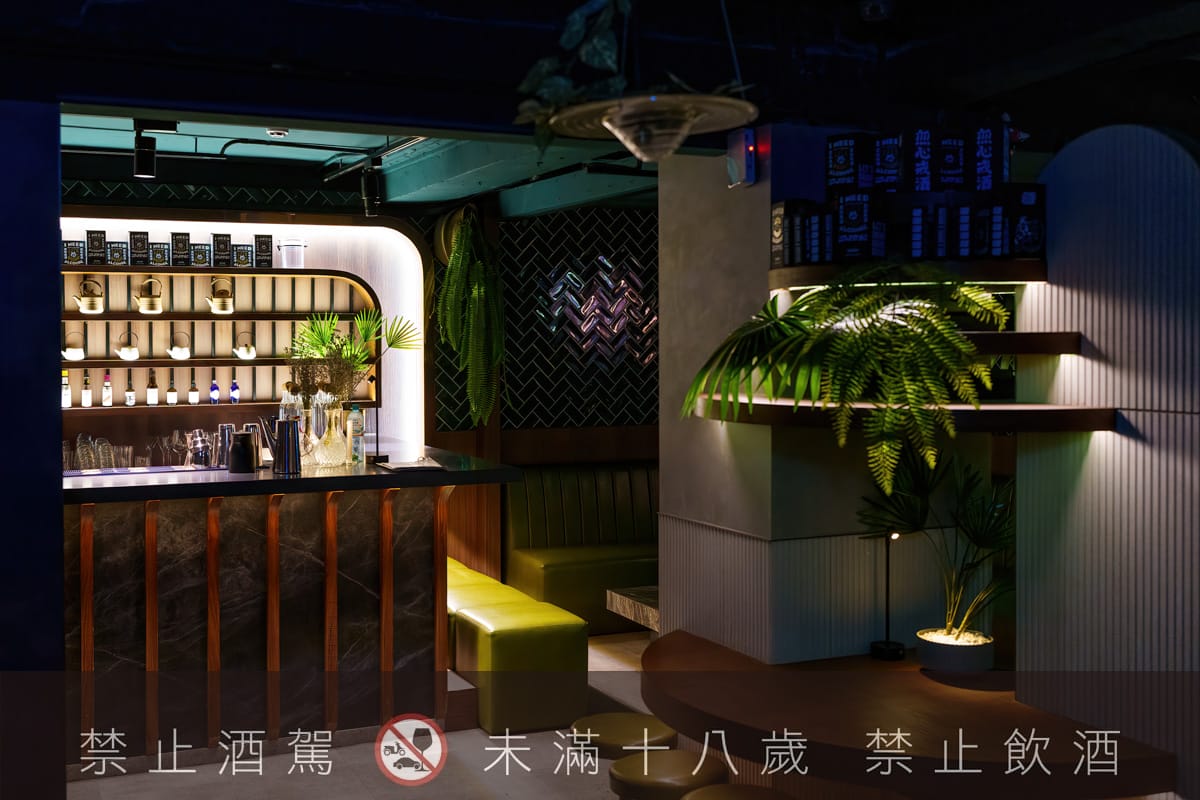 【無心戒酒互助會-同溫層俱樂部】台北西門最熱門餐酒館推薦,特色必點Bucket桶調酒、同溫層特調,西門包場聚會餐廳首選! - 第10張圖