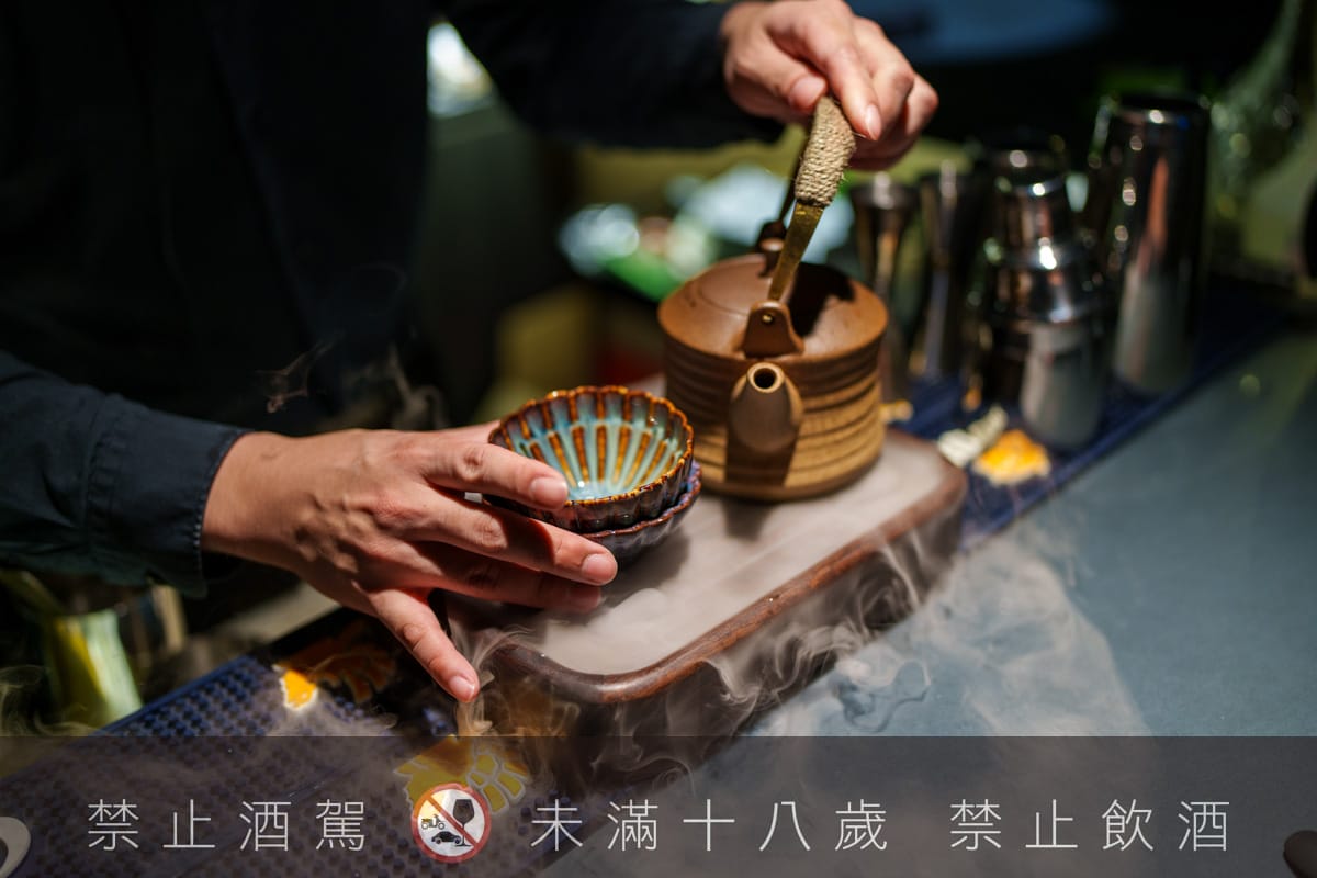 【無心戒酒互助會-同溫層俱樂部】台北西門最熱門餐酒館推薦,特色必點Bucket桶調酒、同溫層特調,西門包場聚會餐廳首選! - 第61張圖