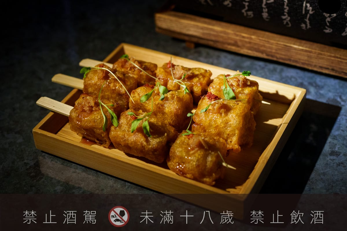 【無心戒酒互助會-同溫層俱樂部】台北西門最熱門餐酒館推薦,特色必點Bucket桶調酒、同溫層特調,西門包場聚會餐廳首選! - 第48張圖