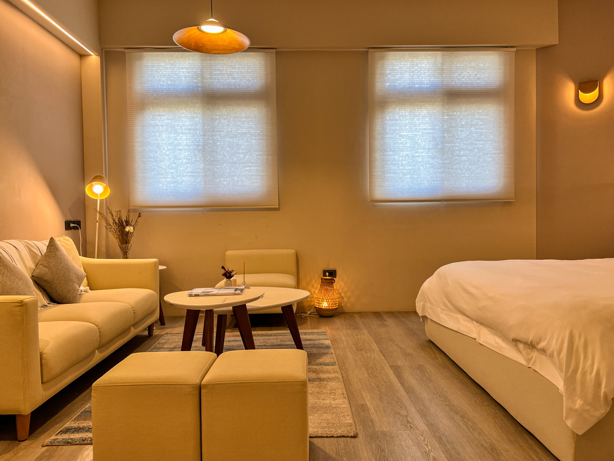 【Coming Home Apartment】宜蘭民宿推薦,結合住宿與酒吧的夢幻渡假民宿!趨近完美的質感設計裝潢,喝完酒直接上樓睡覺好幸福! - 第7張圖
