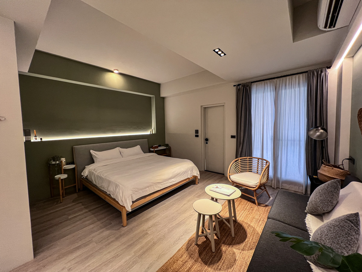 【Coming Home Apartment】宜蘭民宿推薦,結合住宿與酒吧的夢幻渡假民宿!趨近完美的質感設計裝潢,喝完酒直接上樓睡覺好幸福! - 第32張圖