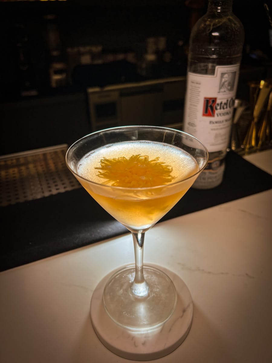 【Coming Home Bar】宜蘭網美酒吧推薦,打造宜蘭最Chill的喝酒聚會新地標,特色調酒如藝術般創作,人氣提拉米蘇限量供應! - 第18張圖