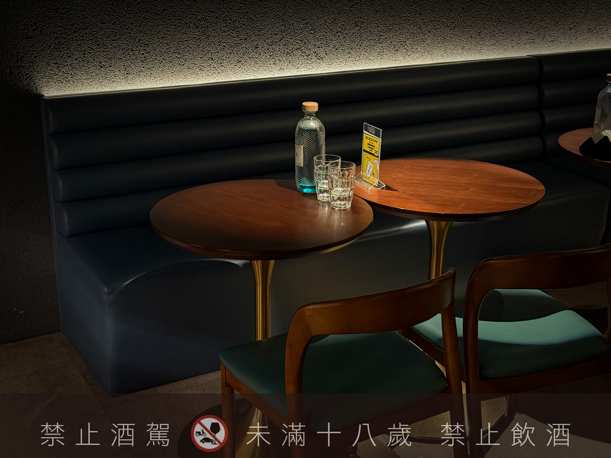 【無心戒酒互助會-同溫層俱樂部】台北西門最熱門餐酒館推薦，特色必點Bucket桶調酒、同溫層特調，西門包場聚會餐廳首選！