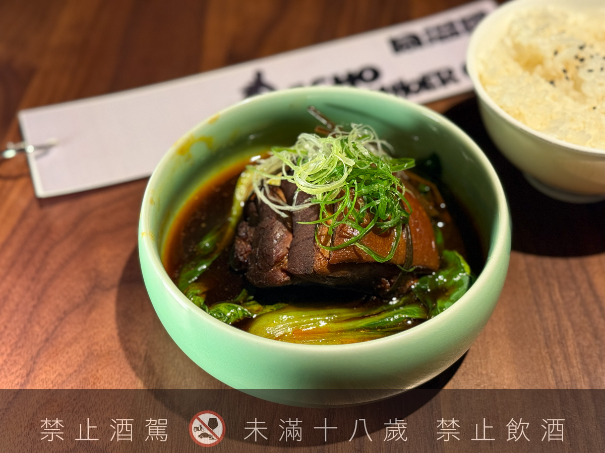 【無心戒酒互助會-同溫層俱樂部】台北西門最熱門餐酒館推薦，特色必點Bucket桶調酒、同溫層特調，西門包場聚會餐廳首選！