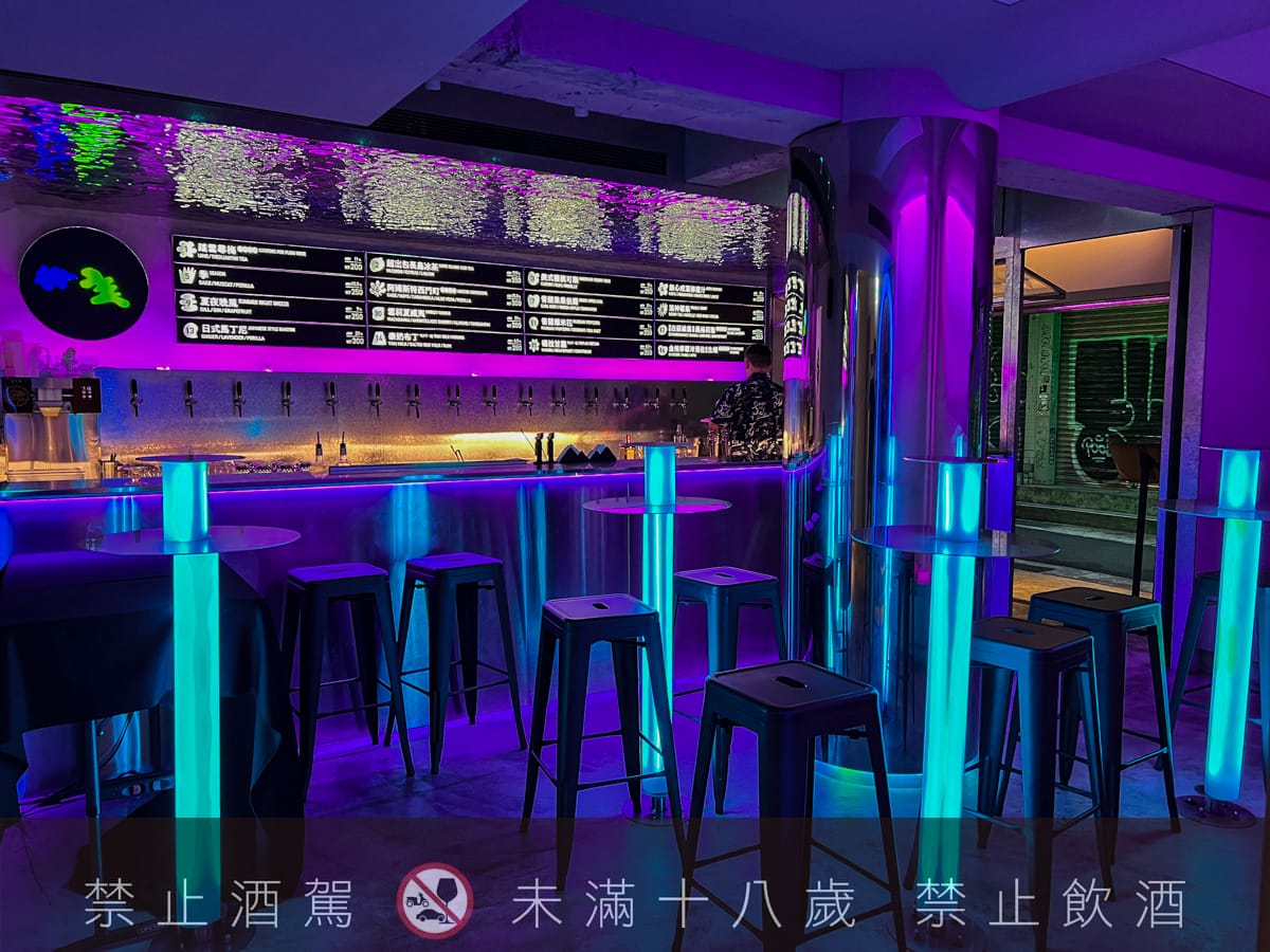 【無心戒酒互助會-同溫層俱樂部】台北西門最熱門餐酒館推薦,特色必點Bucket桶調酒、同溫層特調,西門包場聚會餐廳首選! - 第6張圖