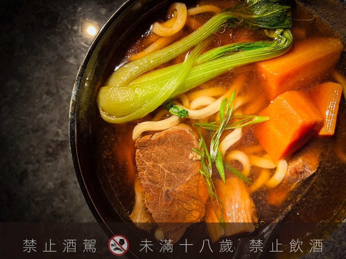 【無心戒酒互助會-同溫層俱樂部】台北西門最熱門餐酒館推薦,特色必點Bucket桶調酒、同溫層特調,西門包場聚會餐廳首選! - 第43張圖