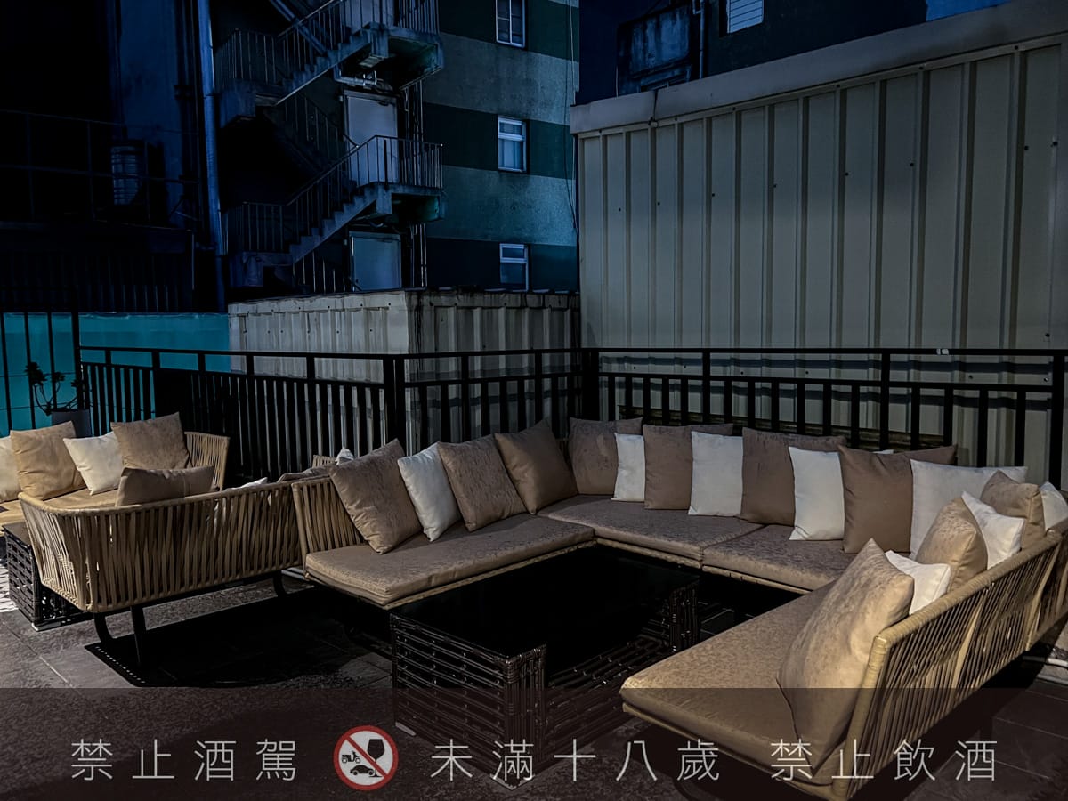 【無心戒酒互助會-同溫層俱樂部】台北西門最熱門餐酒館推薦,特色必點Bucket桶調酒、同溫層特調,西門包場聚會餐廳首選! - 第27張圖