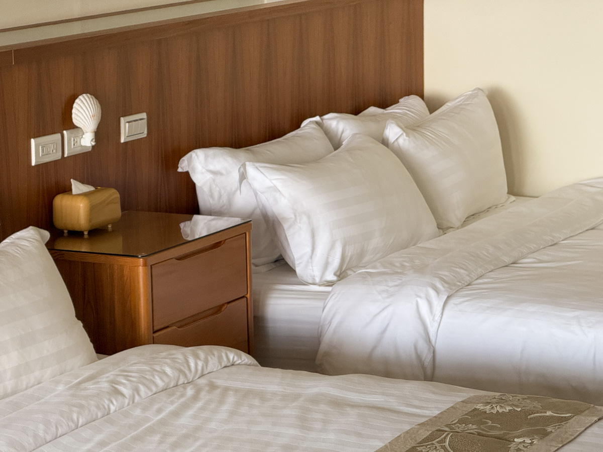 【隱山居】九份最美海景包棟民宿推薦，2~10人入住獨享3層樓山海美景，最神秘的九份網美打卡民宿！