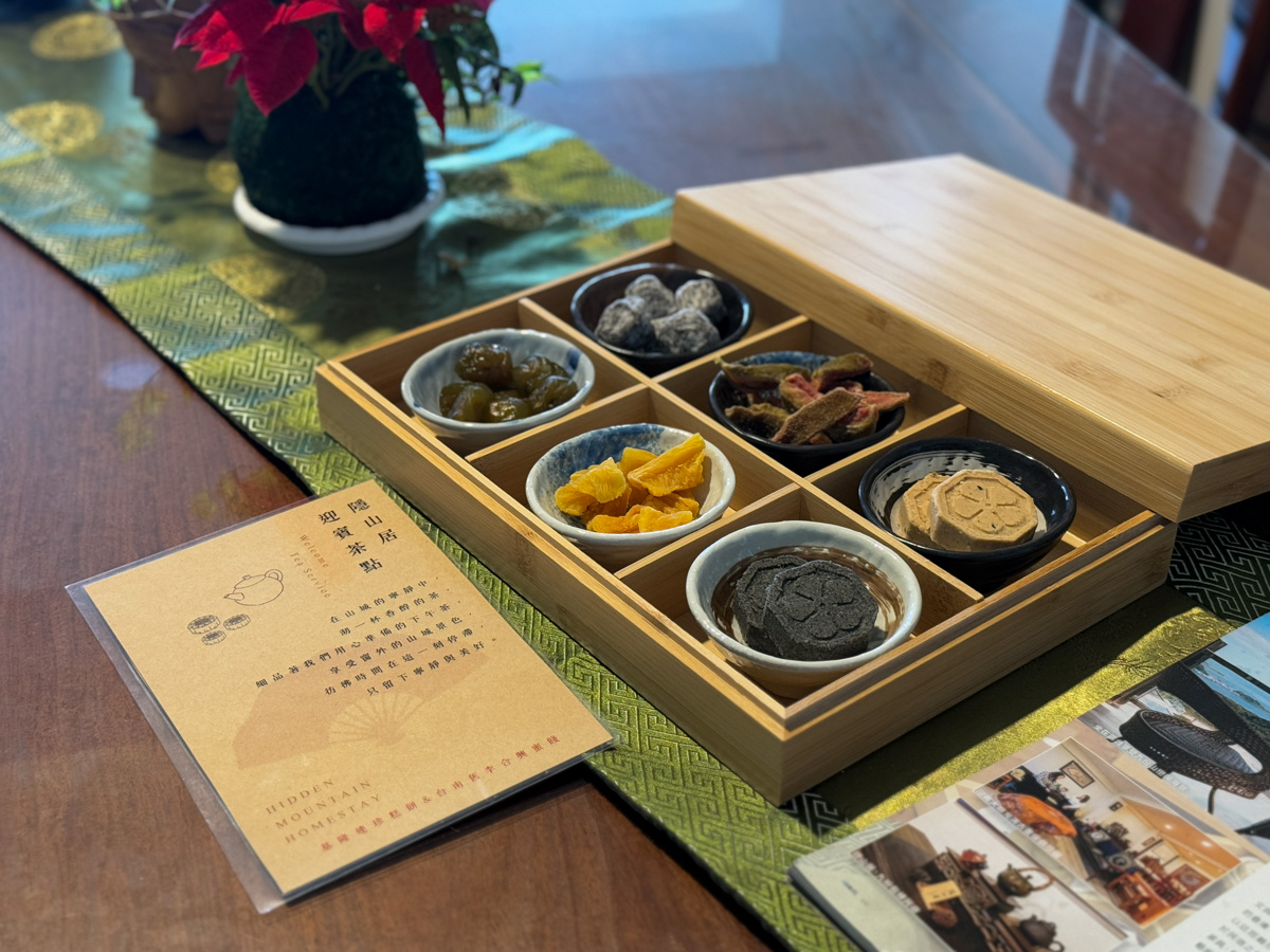 【隱山居】九份最美海景包棟民宿推薦，2~10人入住獨享3層樓山海美景，最神秘的九份網美打卡民宿！