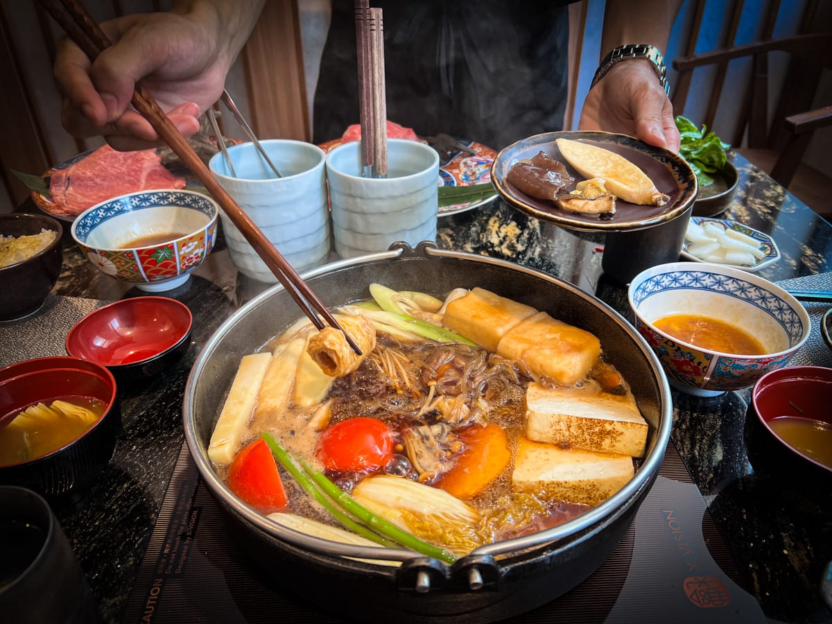 【橋山.壽喜燒】台北必吃日式頂級壽喜燒專門店,嚴選頂級肉品與新鮮食材,源自日本東京·人形町百年名店料理傳承! - 第43張圖