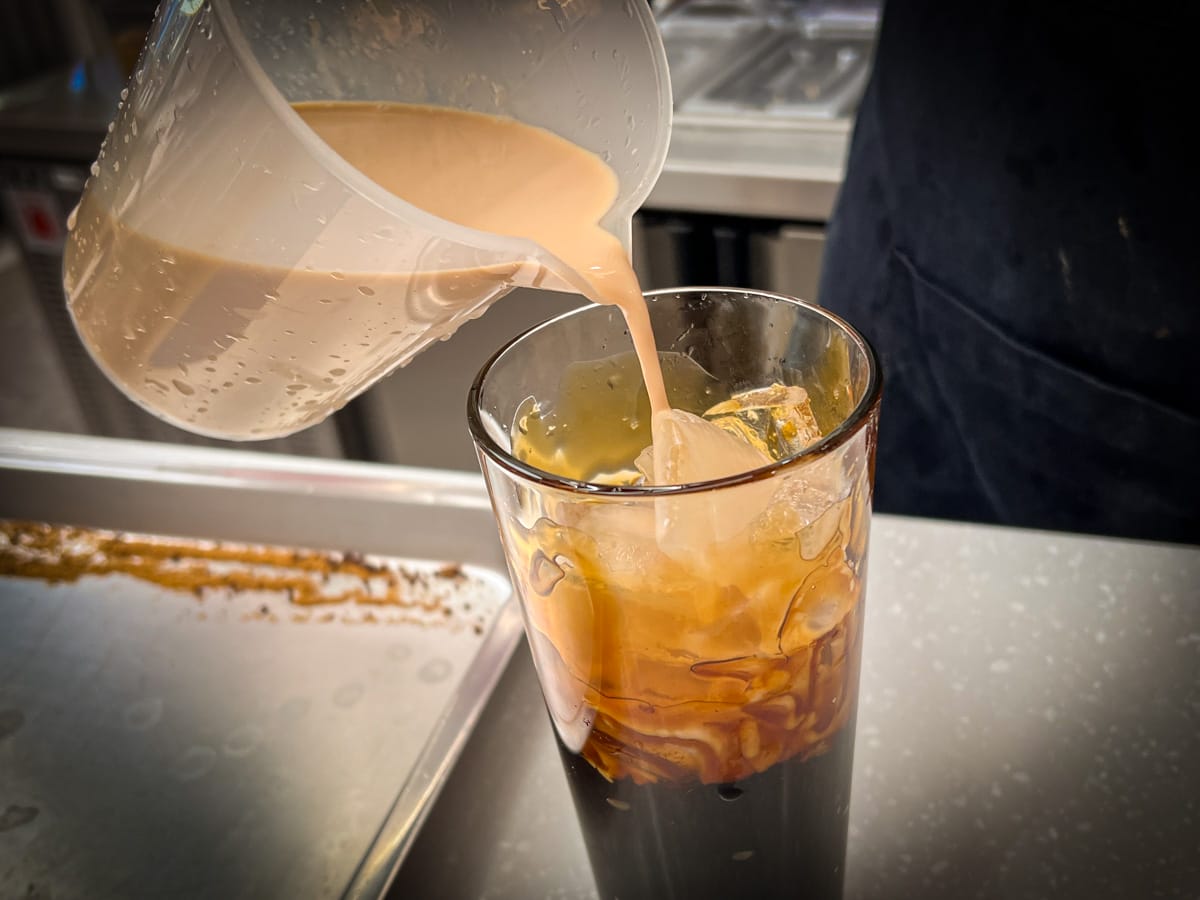 【幸福搖搖】西門町必喝的人氣珍珠奶茶!全台首創飲料自助加料!台灣旅遊首選排隊珍珠奶茶網紅名店 - 第19張圖