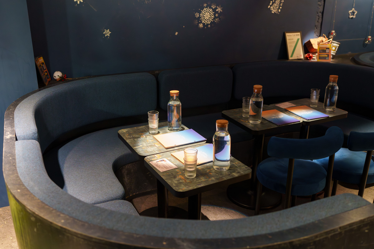 【ONCE Cafe&Bar 無心戒酒互助會-西寧分會】台北西門特色酒吧推薦，絕美獨家琴酒特調，白天喝咖啡晚上喝酒！感受晝夜流轉全新調酒！