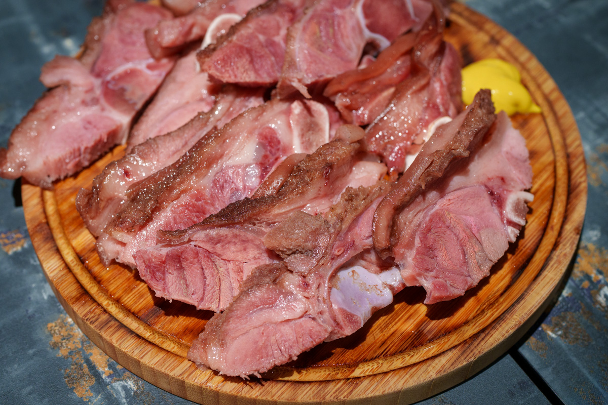 【ONCE Cafe&Bar 無心戒酒互助會-西寧分會】台北西門特色酒吧推薦，絕美獨家琴酒特調，白天喝咖啡晚上喝酒！感受晝夜流轉全新調酒！