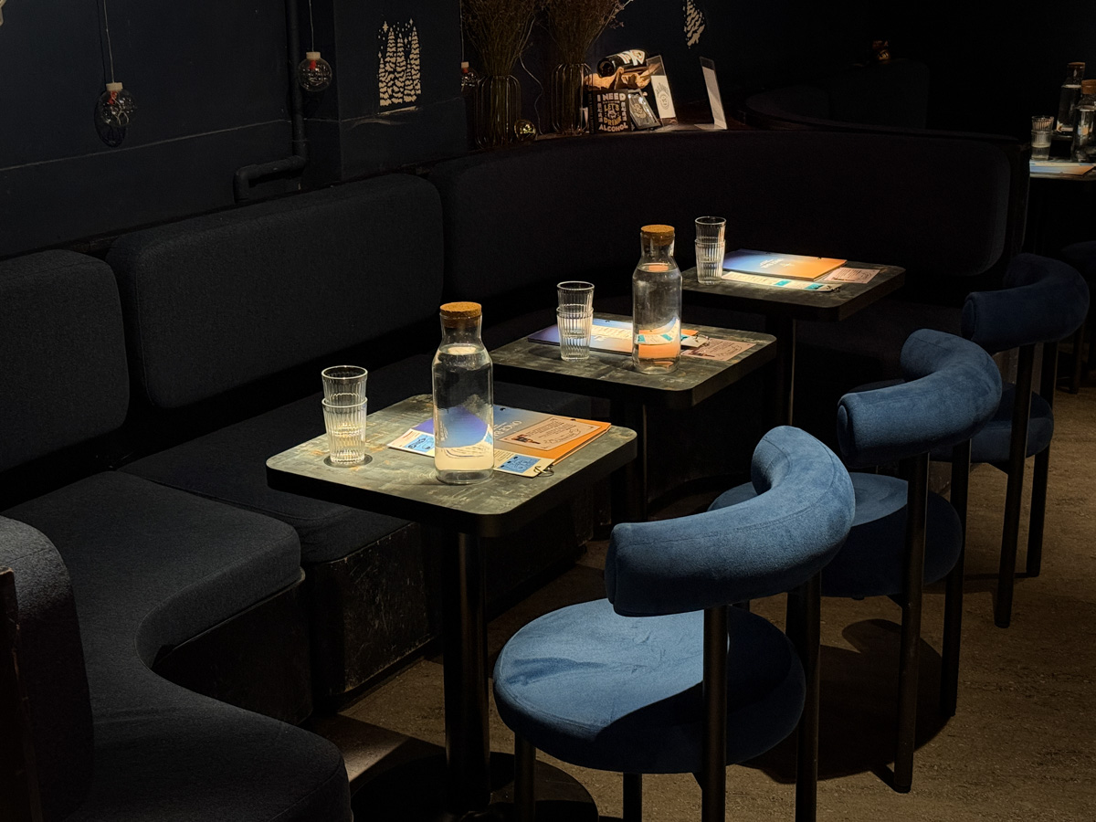 【ONCE Cafe&Bar 無心戒酒互助會-西寧分會】台北西門特色酒吧推薦，絕美獨家琴酒特調，白天喝咖啡晚上喝酒！感受晝夜流轉全新調酒！