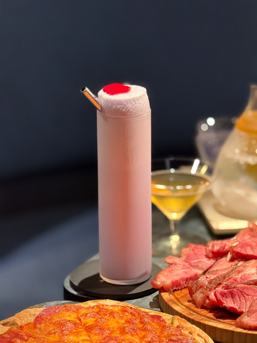 【ONCE Cafe&Bar 無心戒酒互助會-西寧分會】台北西門特色酒吧推薦，絕美獨家琴酒特調，白天喝咖啡晚上喝酒！感受晝夜流轉全新調酒！