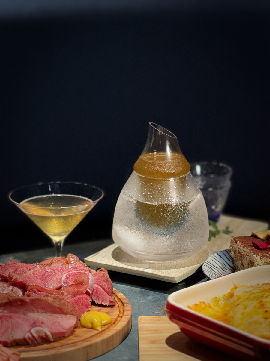 【ONCE Cafe&Bar 無心戒酒互助會-西寧分會】台北西門特色酒吧推薦，絕美獨家琴酒特調，白天喝咖啡晚上喝酒！感受晝夜流轉全新調酒！